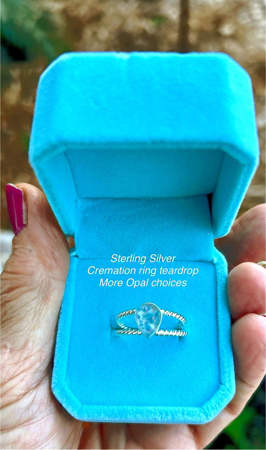Cremation Ash jewelry, Creamation Ash Ring: Pet Memorial Jewelry, Memorial Keepsake Ring, Meaningful gifts