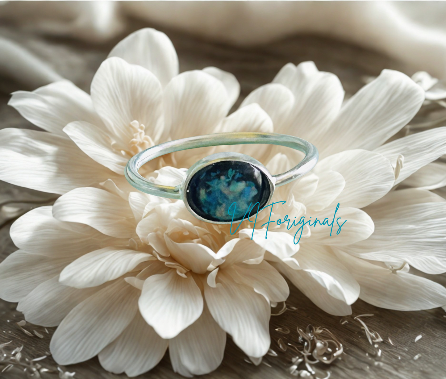 Sterling Silver Cremation Ash Ring, Cremation Ash Ring: Pet Memorial Jewelry, Memorial Keepsake Ring, Meaningful gifts