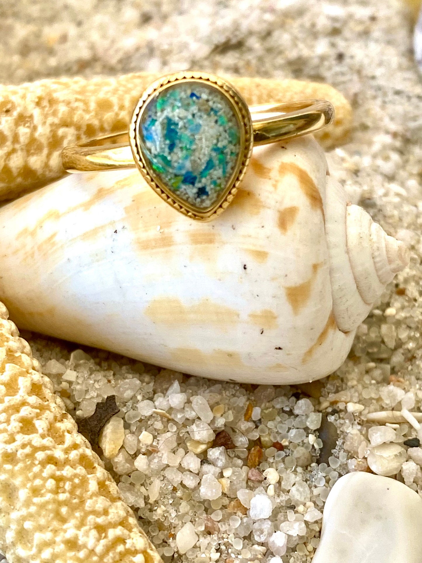 Cremation Ash jewelry, Creamation Ash Ring: Human, Pet Memorial Jewelry, Memorial Keepsake Ring, Meaningful gifts