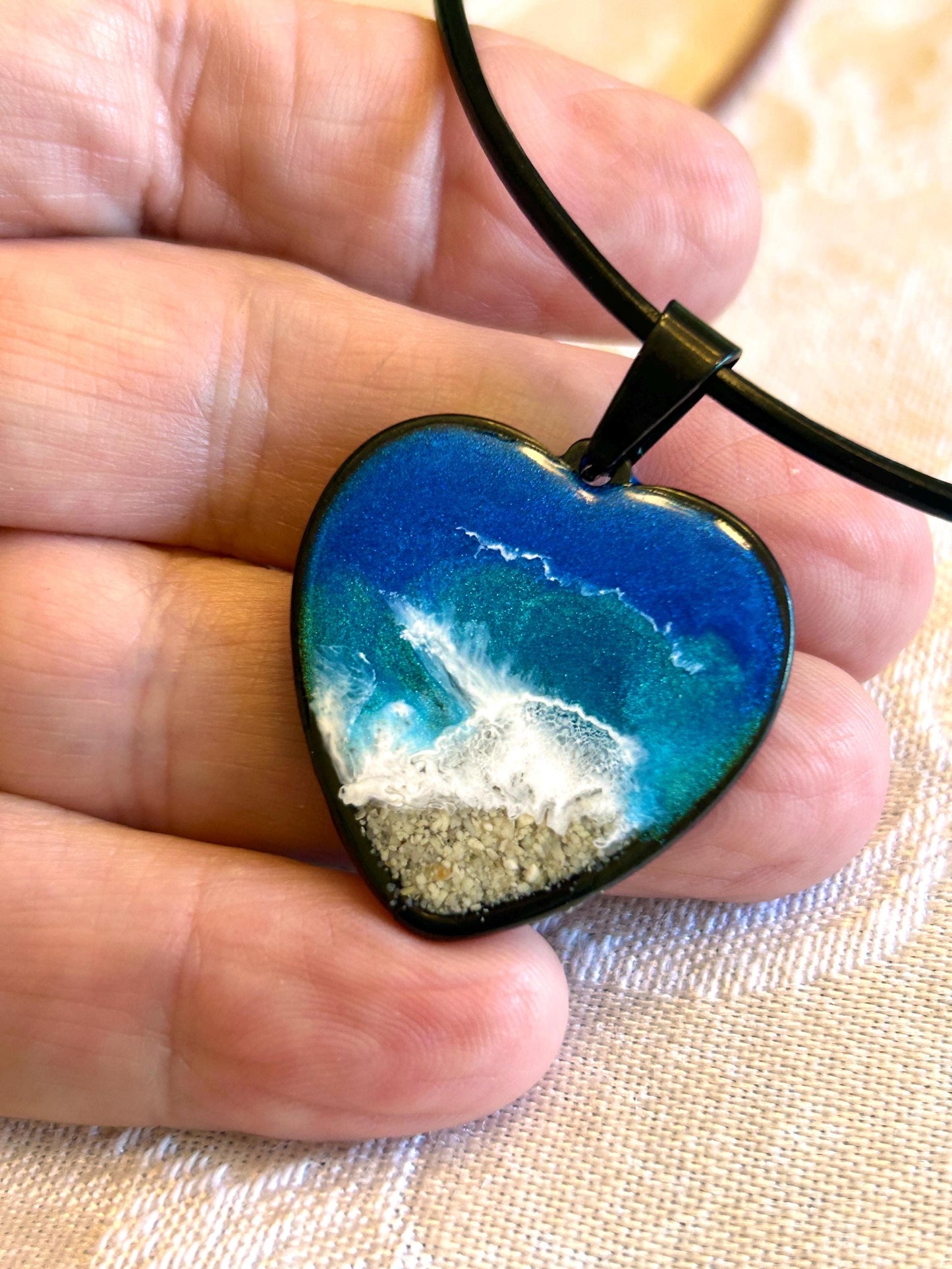 Cremation Ashes Heart Memorial Necklace: Pet Memorial Jewelry, Beach Sand Ashes fur Keepsake, Meaningful Gifts custom memorial